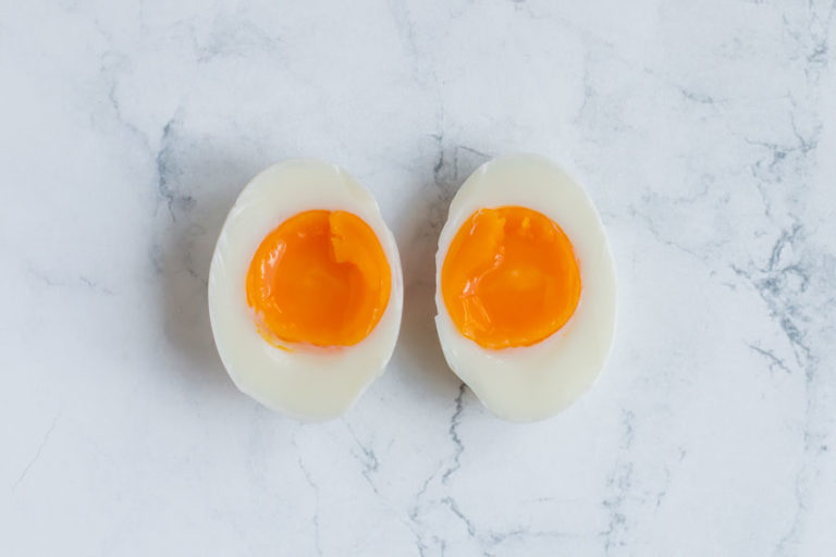 Air fryer hard boiled eggs - Quick & Easy - Ketofocus