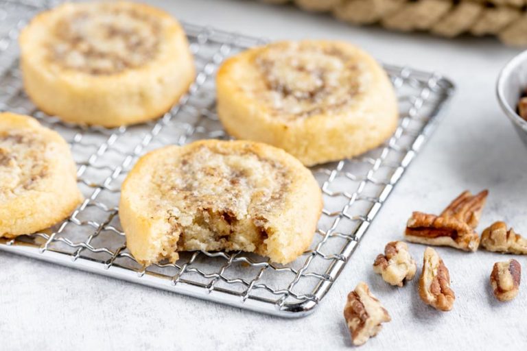 maple-pecan-keto-pinwheel-cookies