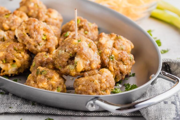 Best Keto Sausage Balls (0.4 g net carbs)