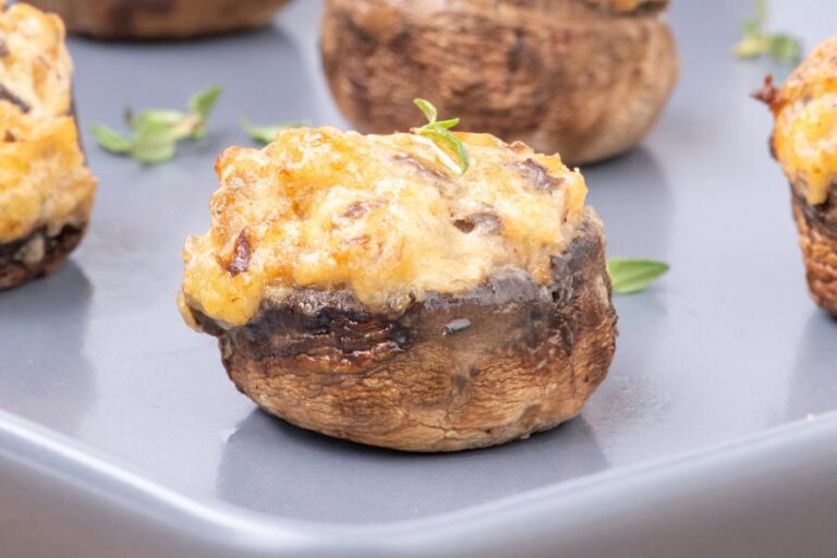 Sausage Keto Stuffed Mushrooms (No Breadcrumbs Needed!)