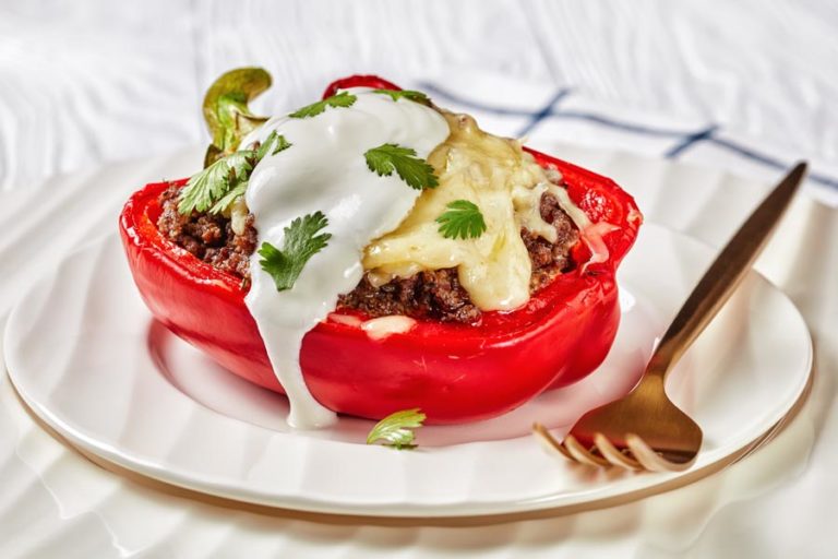 Keto Stuffed Peppers Recipe - Low Carb @ 6g Net Carbs - Ketofocus