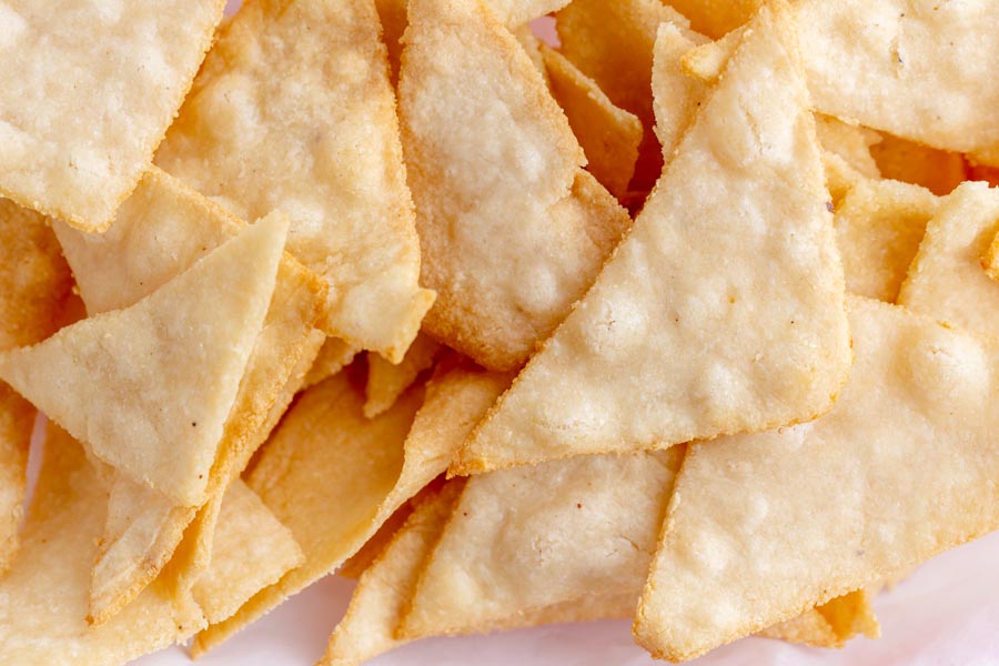 Are Tortilla Chips Healthy? Calories, Nutrition and Tips