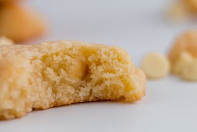 White Chocolate Macadamia Nut Cookie in the Microwave - Ketofocus