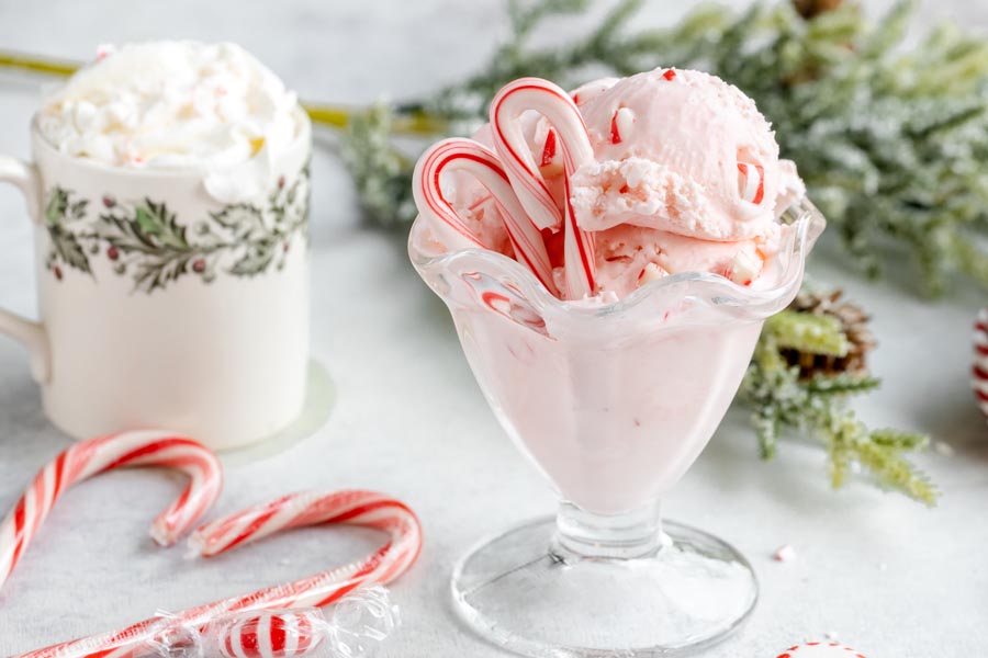 5 Ingredient Peppermint Ice Cream With No Churn Instructions